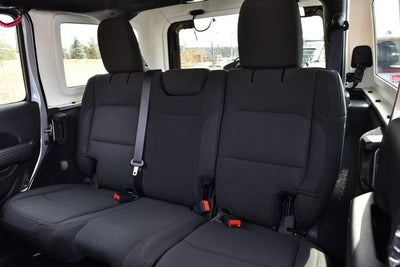 2020 Jeep Wrangler Unlimited Sahara 4WD