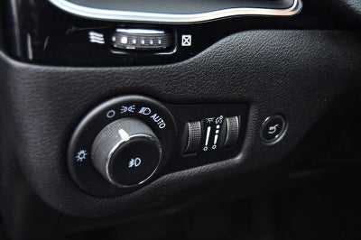 2023 Jeep Cherokee Altitude 4WD