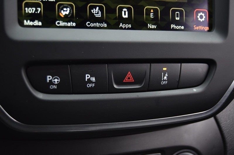 2023 Jeep Cherokee Altitude 4WD