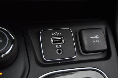 2023 Jeep Cherokee Altitude 4WD