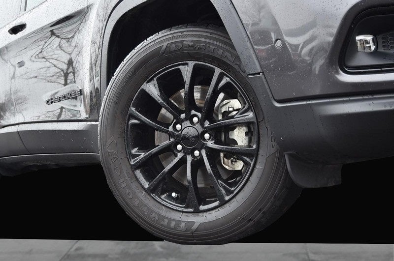 2023 Jeep Cherokee Altitude 4WD