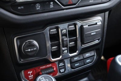 2025 Jeep Wrangler Rubicon 4X4
