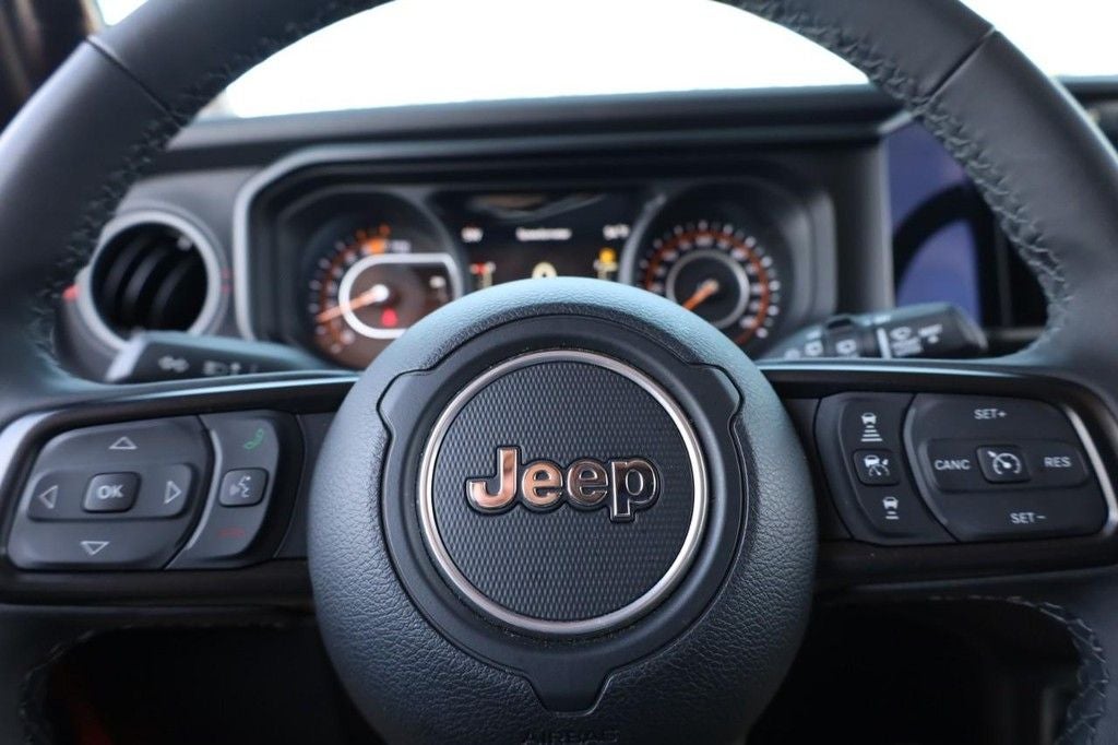 2025 Jeep Wrangler Rubicon 4X4