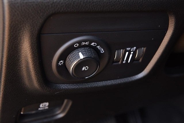 2024 Jeep Grand Cherokee L Limited 4WD Luxury Tech Group II