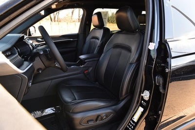 2024 Jeep Grand Cherokee L Limited 4WD Luxury Tech Group II