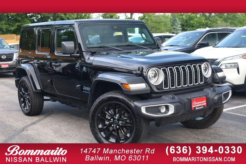 2025 Jeep Wrangler Sahara 4xe w/ 20" Black Wheels & 3-Piece Hard Top