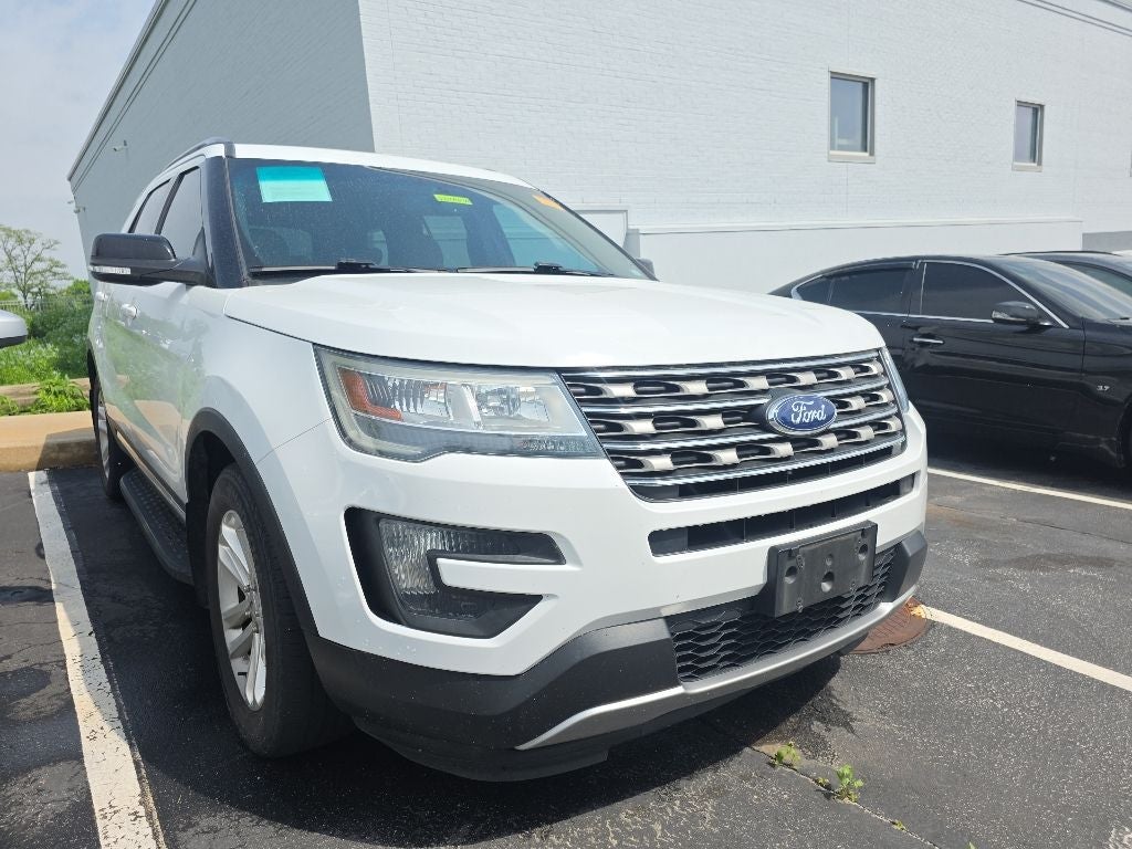 2016 Ford Explorer XLT Driver Connect Package