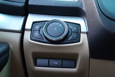 2016 Ford Explorer XLT Driver Connect Package