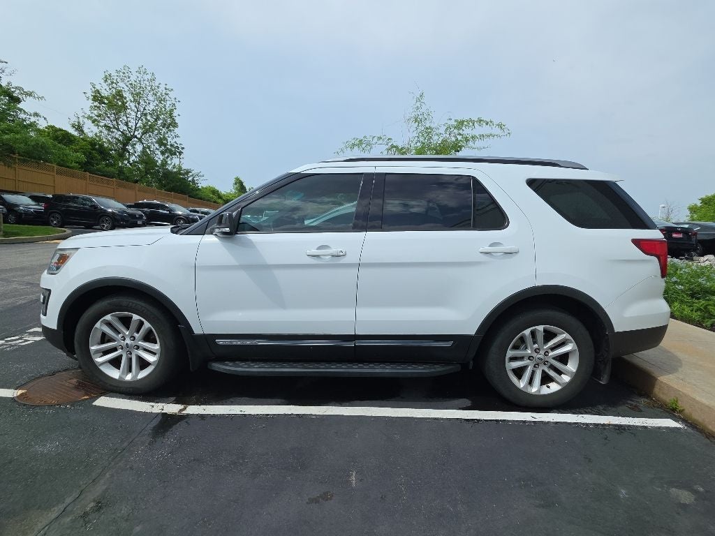 2016 Ford Explorer XLT Driver Connect Package