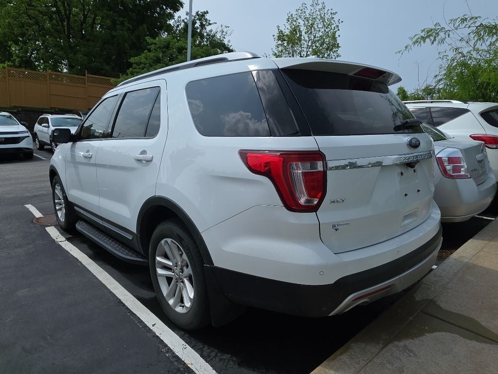 2016 Ford Explorer XLT Driver Connect Package