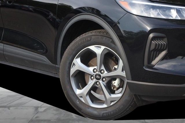 2025 Ford Escape ST-Line AWD [MotorTrend Certified]