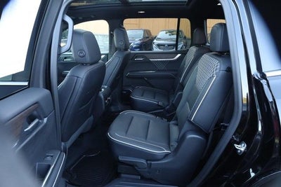 2025 GMC Acadia Denali