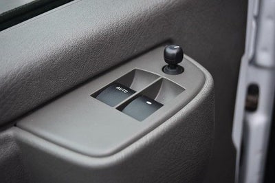 2024 GMC Savana 2500 4.3L V6 Cargo Van Convenience & Chrome Appearance Packages