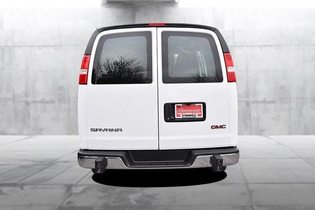 2024 GMC Savana 2500 4.3L V6 Cargo Van Convenience & Chrome Appearance Packages