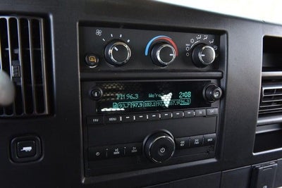 2024 GMC Savana 2500 Cargo Van Convenience & Chrome Appearance Packages