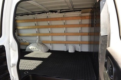 2024 GMC Savana 2500 Cargo Van Convenience & Chrome Appearance Packages