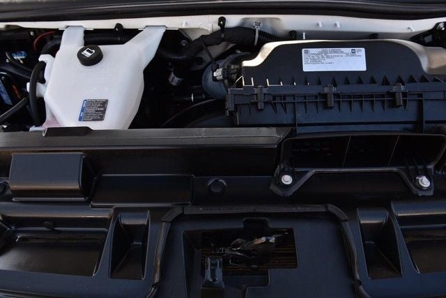 2024 GMC Savana 2500 Cargo Van Convenience & Chrome Appearance Packages