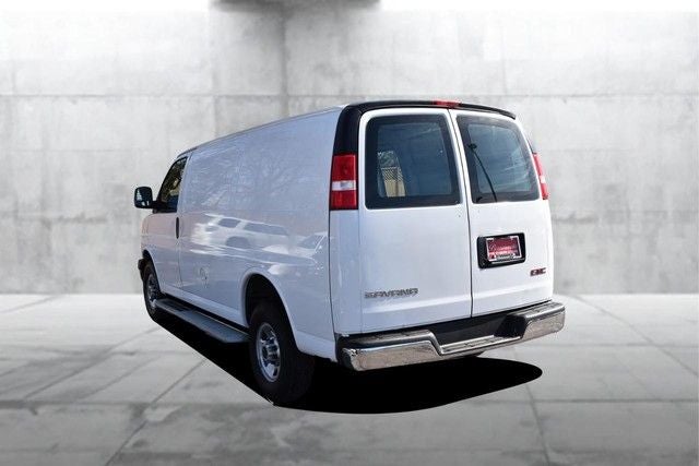 2024 GMC Savana 2500 Cargo Van Convenience & Chrome Appearance Packages