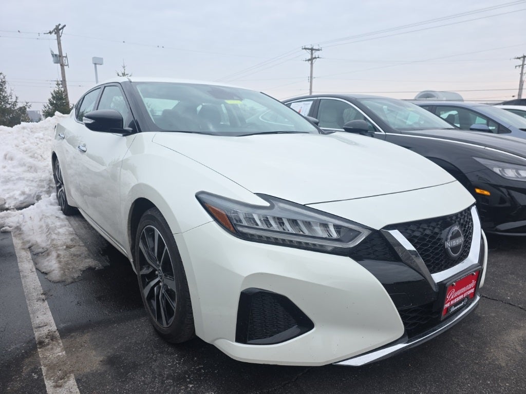 2023 Nissan Maxima SV