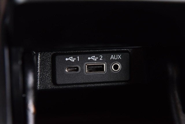 2023 Nissan Maxima SV