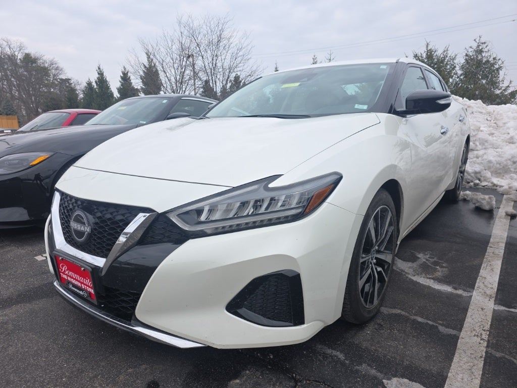 2023 Nissan Maxima SV