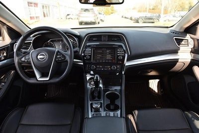 2023 Nissan Maxima SV