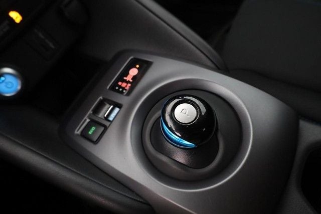 2025 Nissan Leaf S