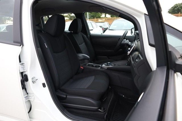 2025 Nissan Leaf S