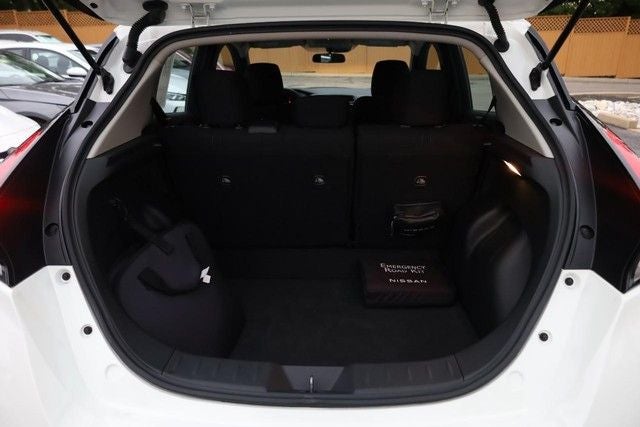 2025 Nissan Leaf S