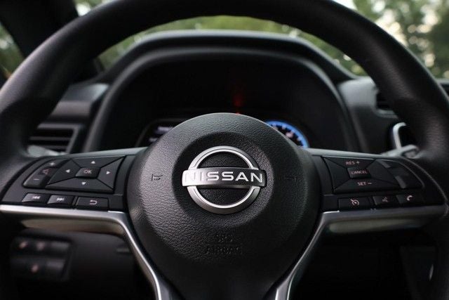 2025 Nissan Leaf S