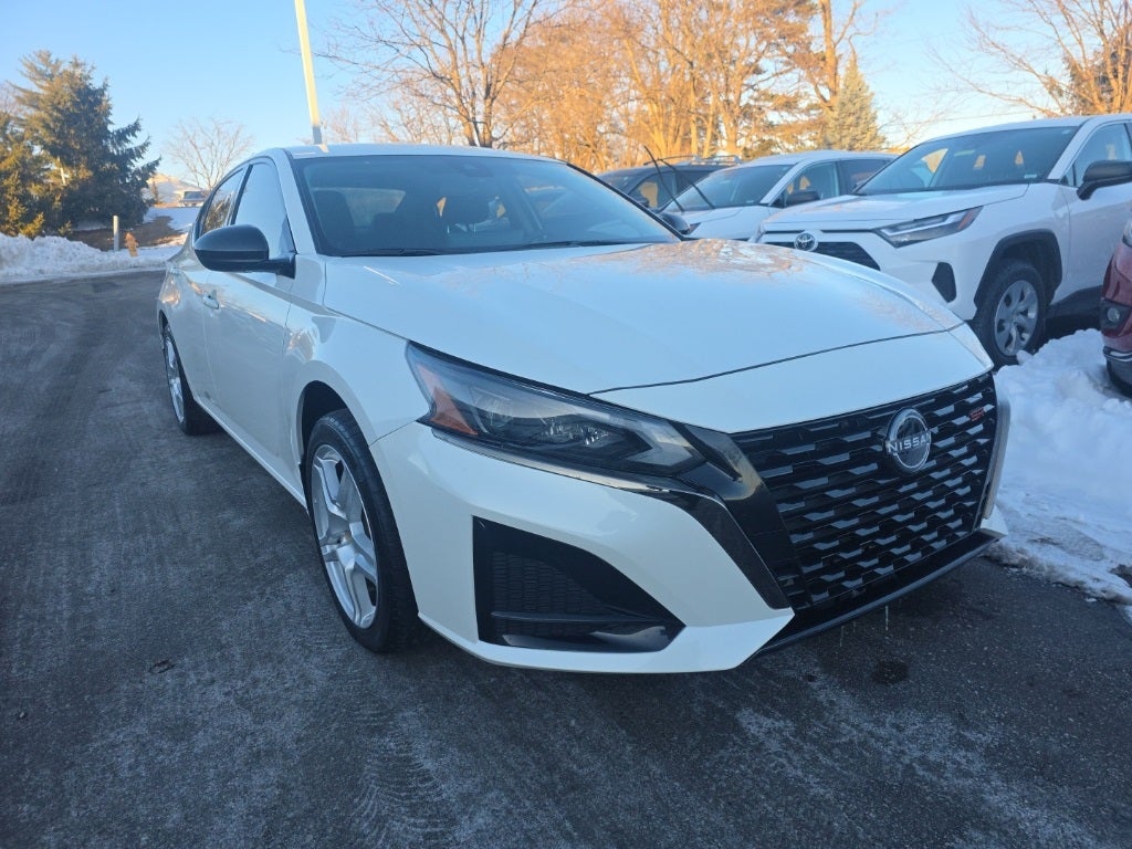 2024 Nissan Altima SR