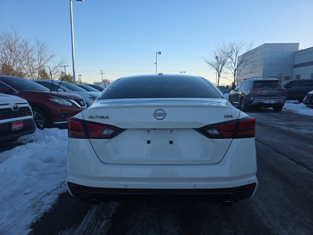 2024 Nissan Altima SR
