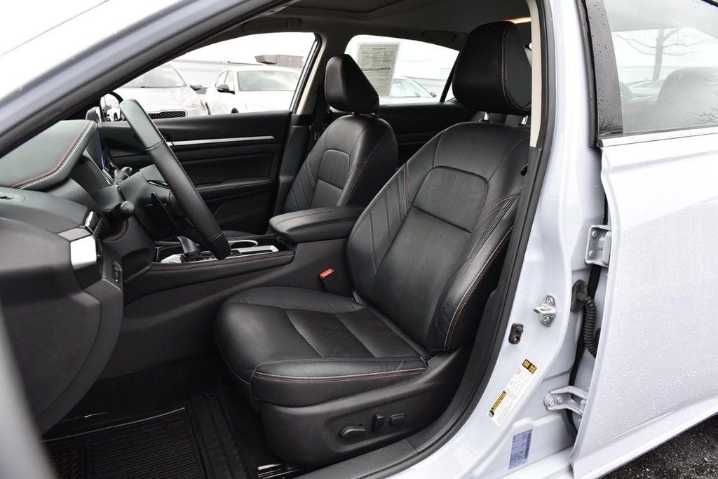 2024 Nissan Altima SR