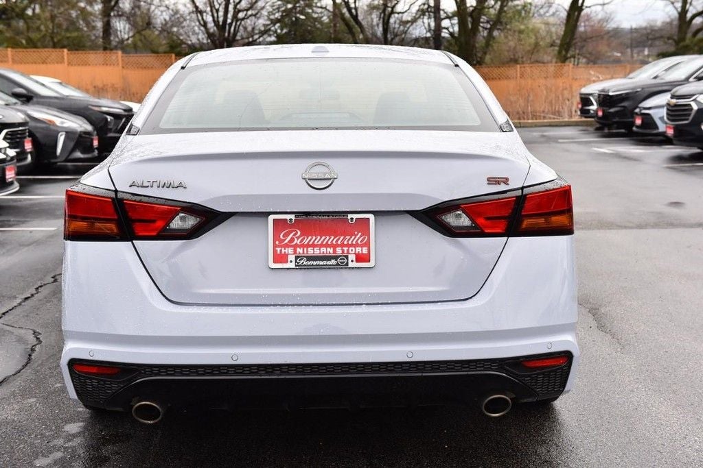 2024 Nissan Altima SR