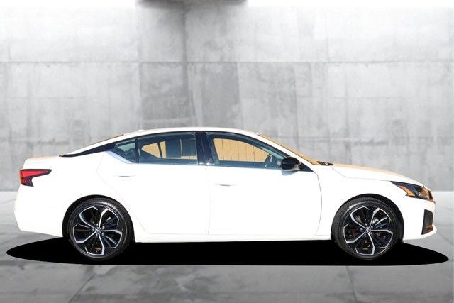 2024 Nissan Altima SR