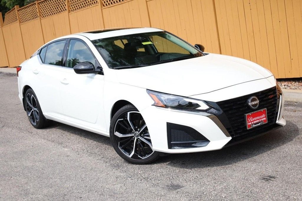 2025 Nissan Altima 2.5 SR