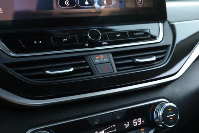 2025 Nissan Altima 2.5 SR Premium