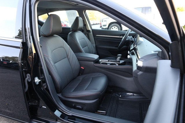 2025 Nissan Altima 2.5 SR Premium