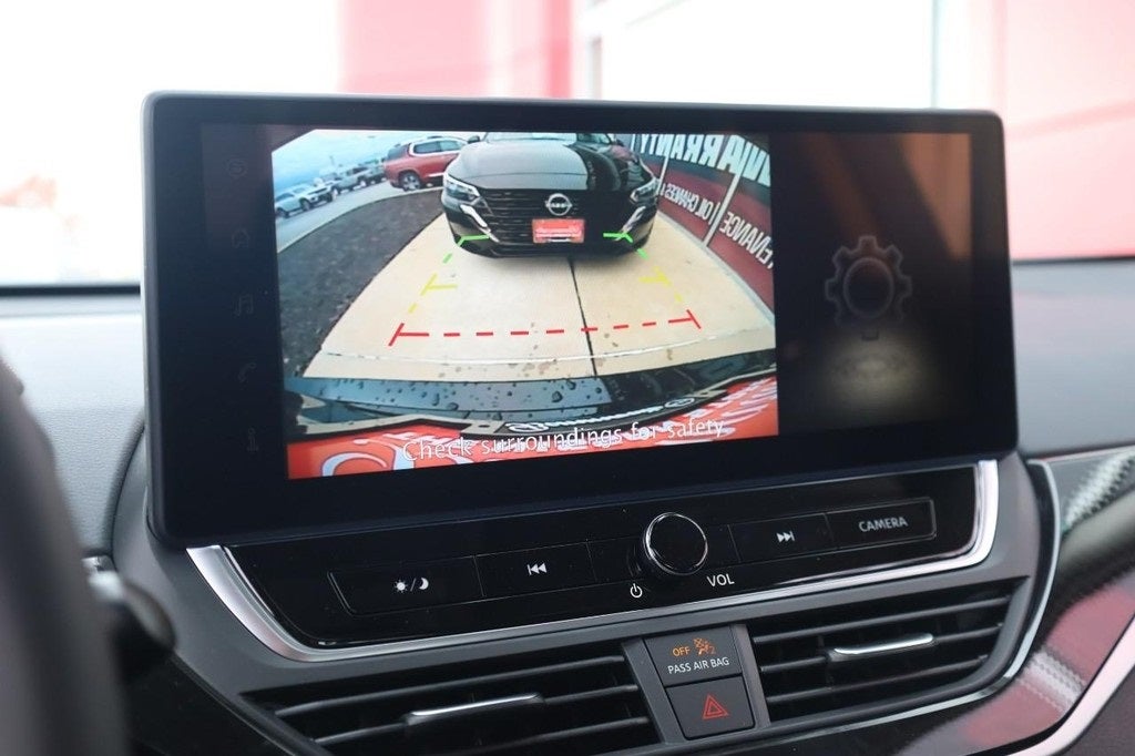 2025 Nissan Altima SR