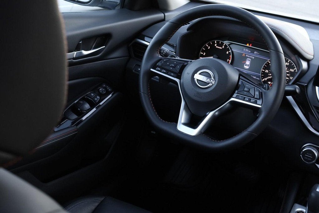 2025 Nissan Altima 2.5 SR Premium