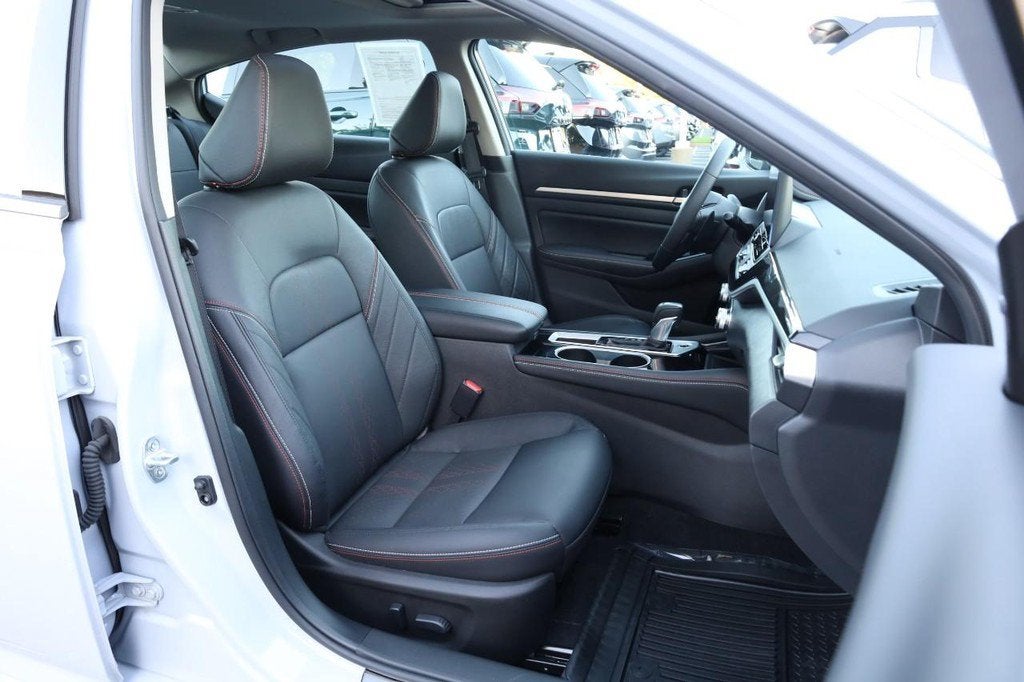 2025 Nissan Altima 2.5 SR Premium