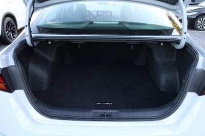 2025 Nissan Altima 2.5 SR Premium