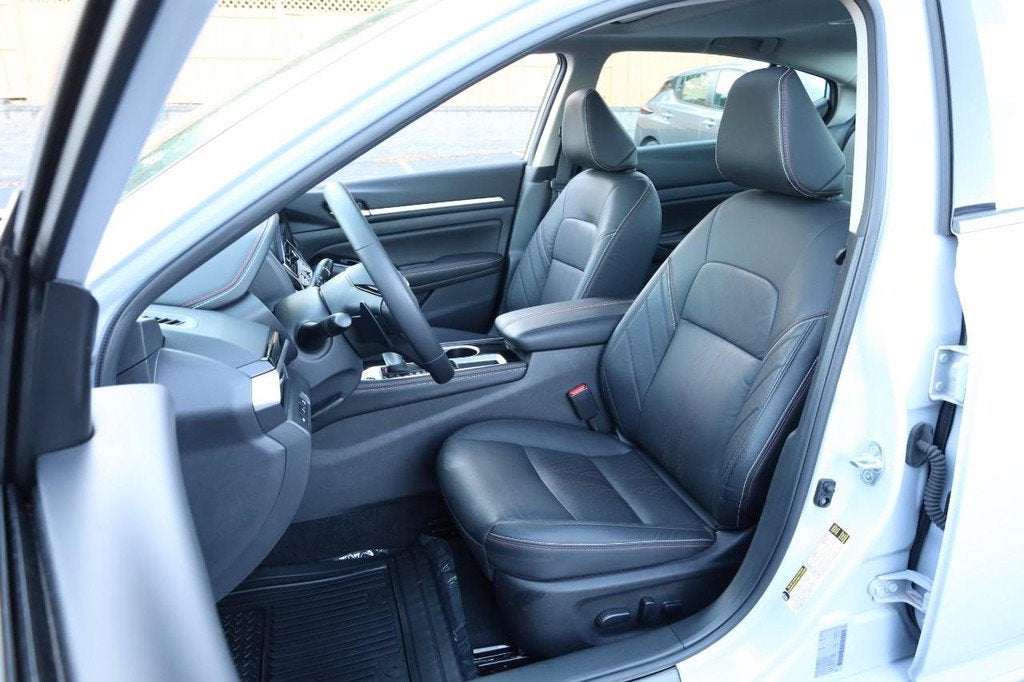 2025 Nissan Altima 2.5 SR Premium