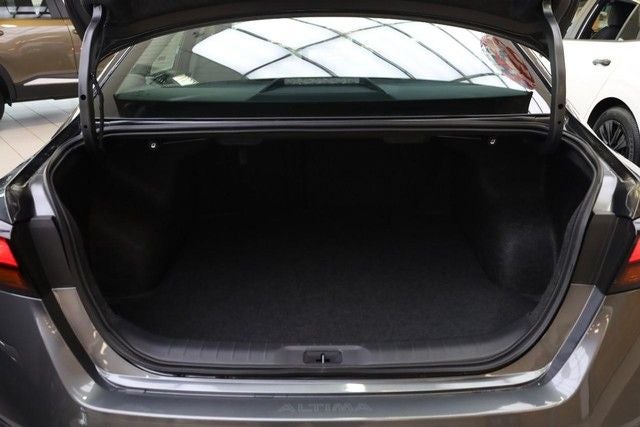 2026 Nissan Altima SR Midnight Edition®