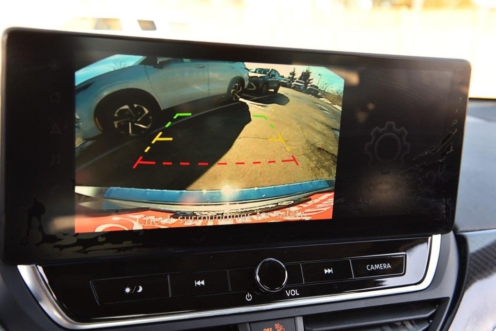 2023 Nissan Altima SR