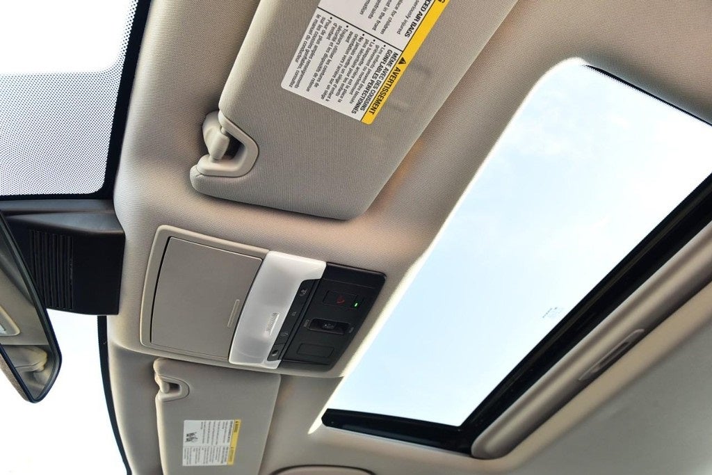 2023 Nissan Altima SR