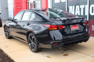 2025 Nissan Altima SR