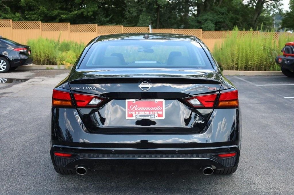 2025 Nissan Altima 2.5 SR