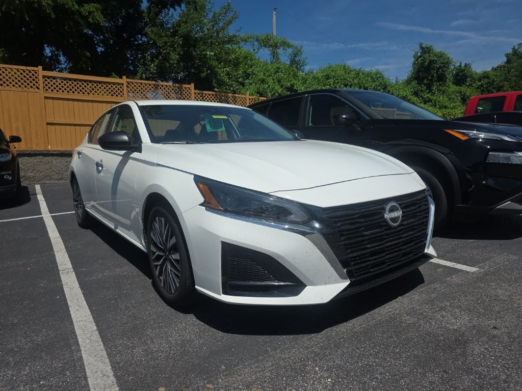 2025 Nissan Altima SV