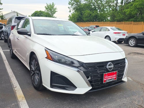 2025 Nissan Altima SV
